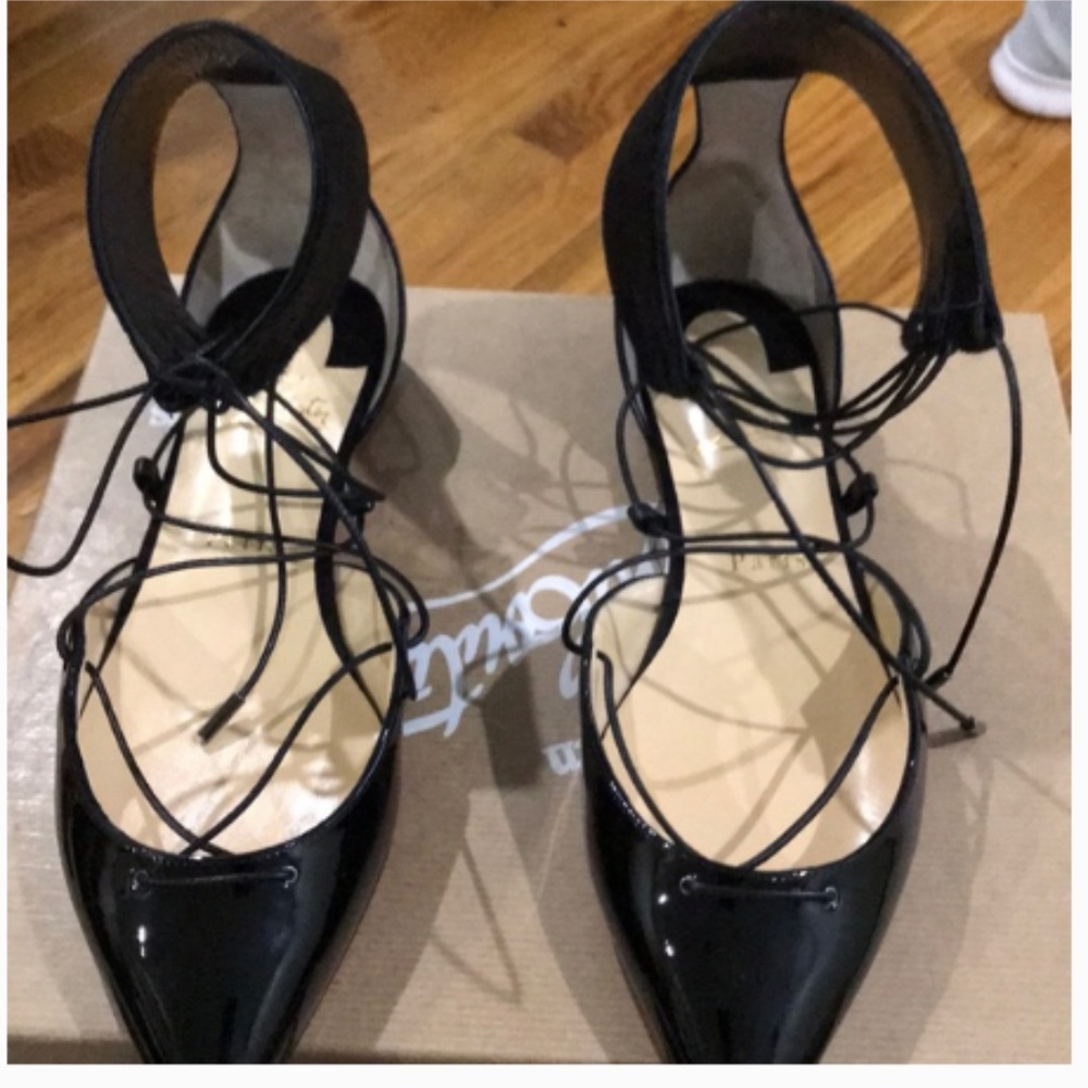 Chistian Louboutin